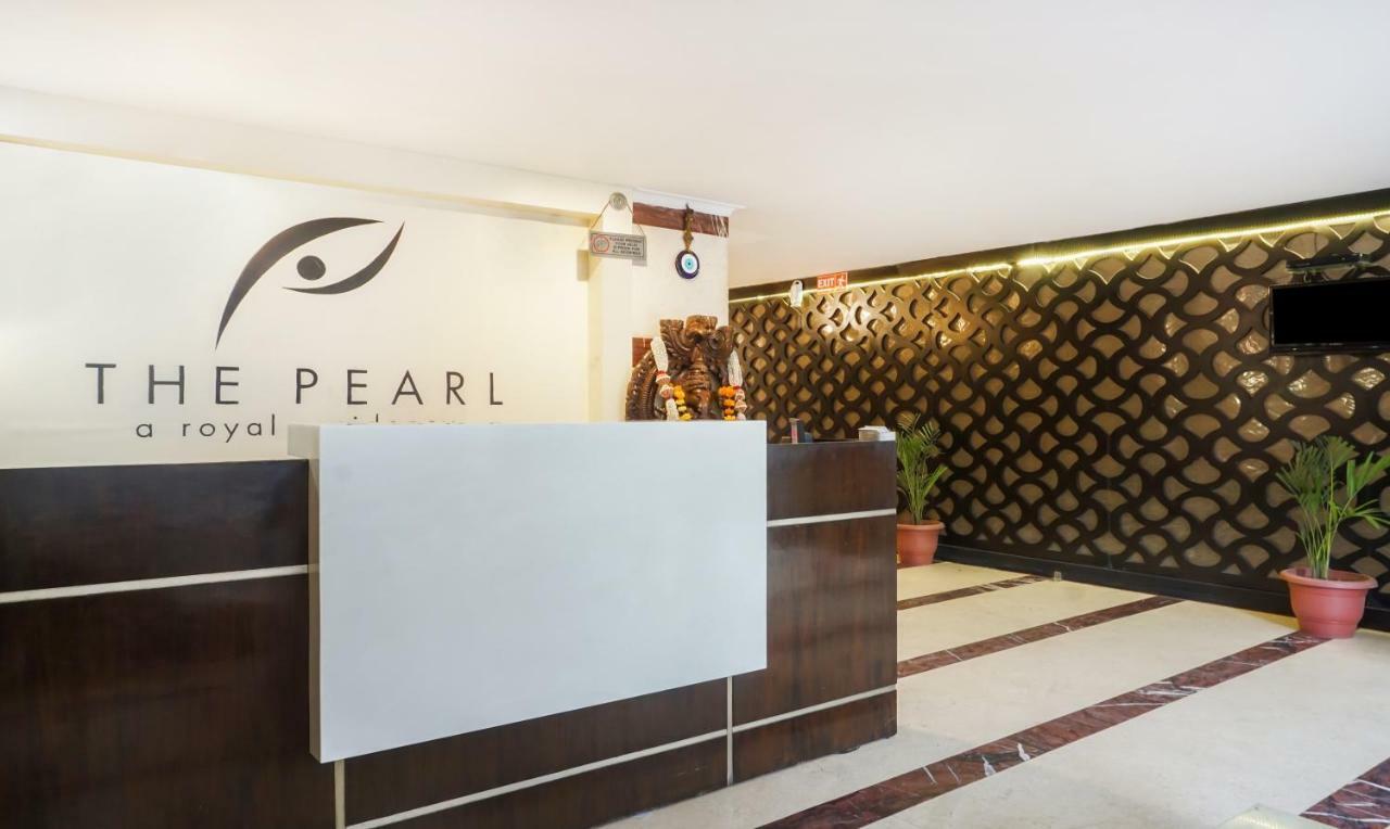 The Pearl- A Royal Residency Hotel New Delhi Exterior photo